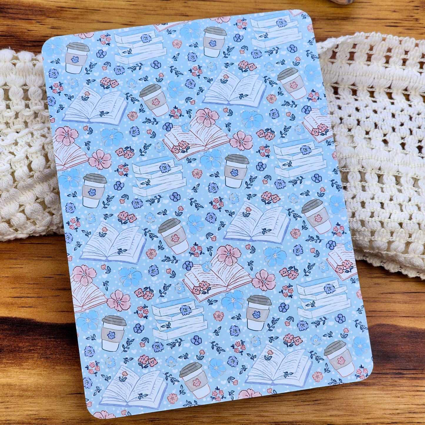 Kindle Cardstock Insert Print: Bookstore: Blue Florals and Books Pattern / Kindle Paperwhite 11th Generation (2021) 4.9x6.8"