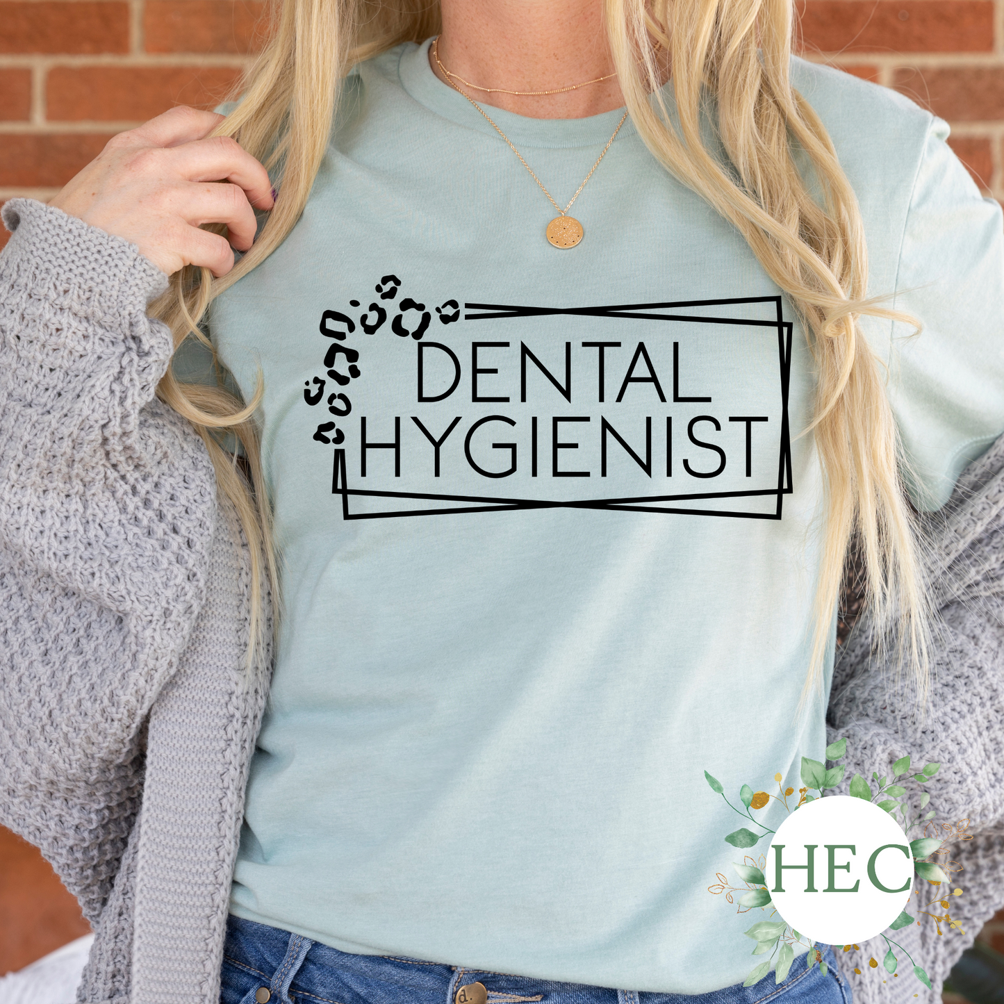 Dental hygienist