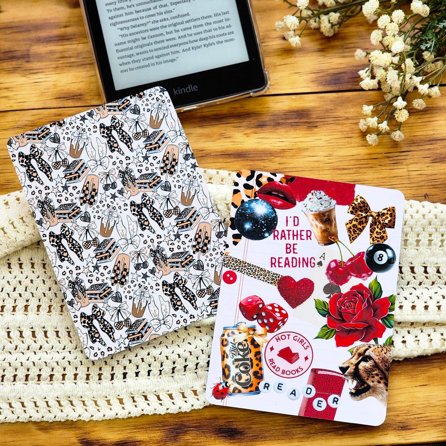 Kindle Cardstock Insert Print: Animal Printed Aesthetic: Coffee and Book Pattern / Kindle Paperwhite 12th Generation/Colorsoft (2024) 5"x7"